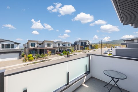 1265PondsAve,Kelowna(25of45)