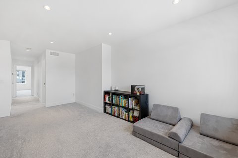 1265PondsAve,Kelowna(30of45)