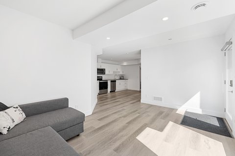 1265PondsAve,Kelowna(42of45)