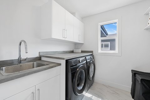 1265PondsAve,Kelowna(34of45)