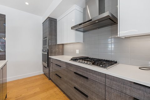 1265PondsAve,Kelowna(7of45)