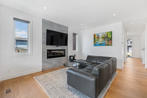 1265PondsAve,Kelowna(10of45)