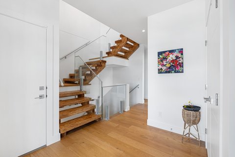 1265PondsAve,Kelowna(3of45)