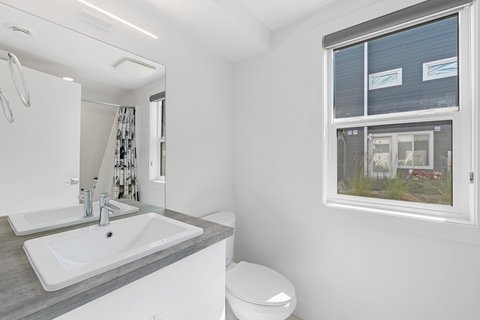 1265PondsAve,Kelowna(40of45)